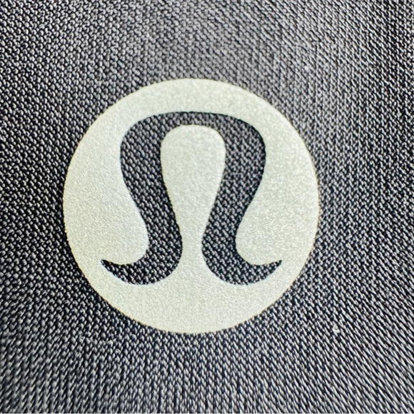 Lululemon racer back black tank top size small - Picture 10 of 10